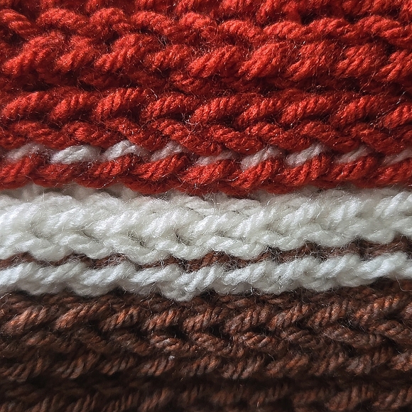 Handmade Knit Turban Headband - Picture 4 of 5